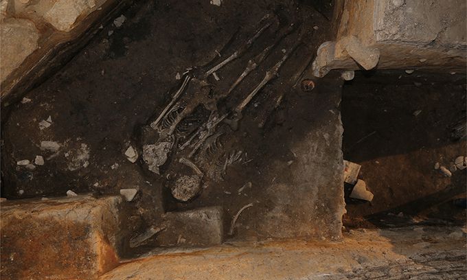 2017년 발굴에서 확인된 남녀 인골. 문화재청 제공