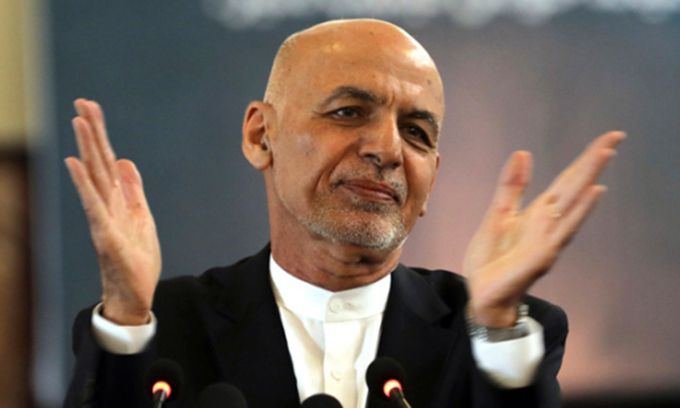 아슈라프 가니 아프가니스탄 대통령이 페르시하 새해 첫날 '누르즈'를 맞아 대통령궁에서 축하 연설을 하고 있다. 카불=AP/뉴시스