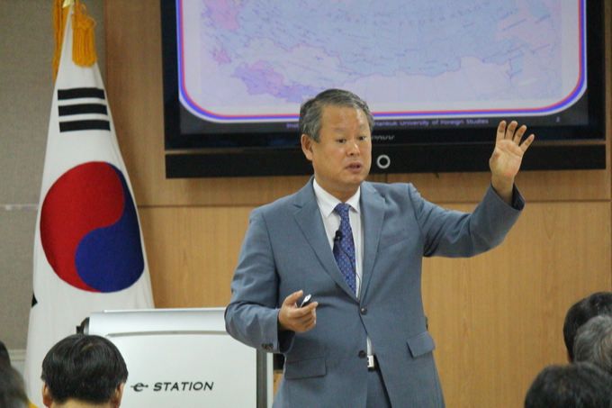 홍완석 한국외국어대 국제지역대학원 러시아·CIS지역학과 교수. 세계일보 자료사진