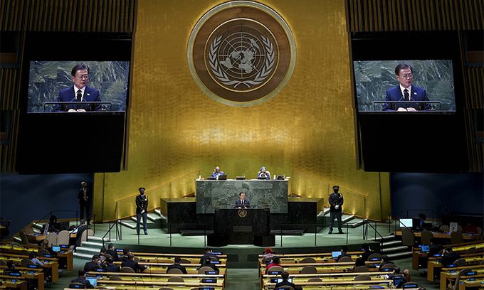 문재인 대통령이 지난 21일(현지시각) 미국 뉴욕 유엔 총회장에서 기조연설을 하고 있다. 연합뉴스