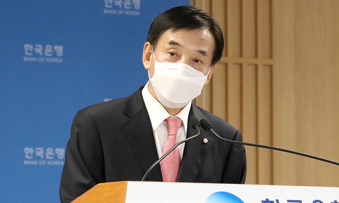 이주열 한국은행 총재가 지난 12일 서울 중구 한국은행에서 열린 통화정책방향 기자간담회에서 발언하고 있다. 한국은행 제공
