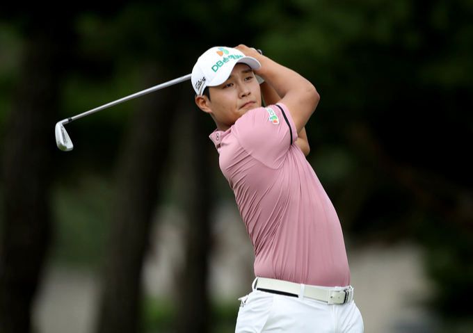 서요섭. 뉴시스