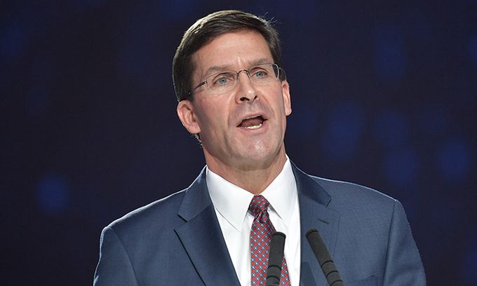 마크 에스퍼 전 미국 국방장관이 14일 경기 가평군 설악면 HJ글로벌아트센터에서 열린 ‘제4회 THINK TANK(싱크탱크) 2022 포럼’에서 기조연설을 하고 있다. 가평=하상윤 기자