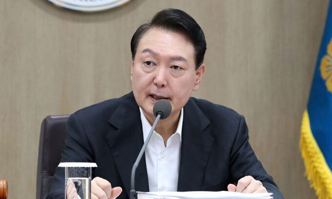 윤석열 대통령이 19일 서울 용산 대통령실 청사에서 국무회의를 주재하고 있다. 뉴시스