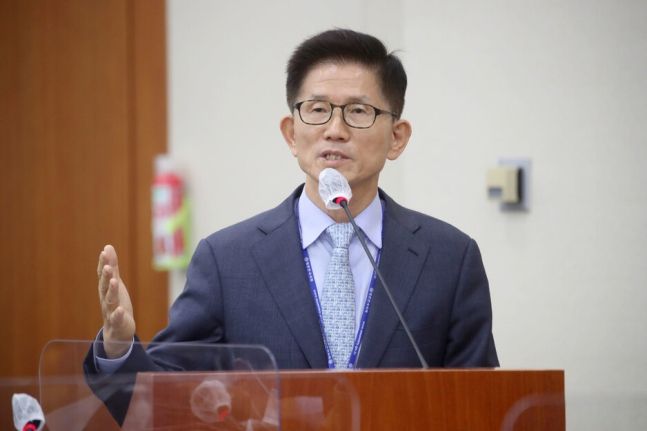 김문수 경제사회노동위원회 위원장. 공동 취재사진