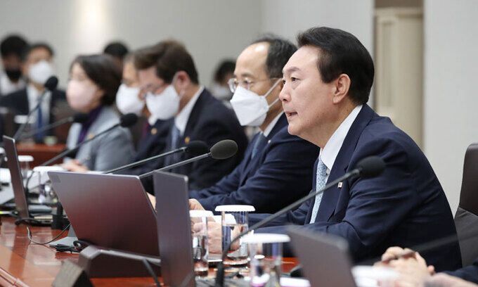 윤석열 윤석열 대통령이 29일 서울 용산 대통령실 청사에서 열린 국무회의를 주재하고 있다. 뉴시스