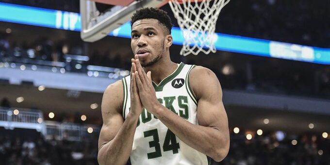 야니스 아테토쿤보