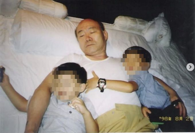 자신을 고(故) 전두환 전 대통령의 손자라고 밝힌 전우원씨가 인스타그램에 올린 전 전 대통령의 과거 모습이 담긴 사진. 전우원씨 인스타그램 계정 캡처