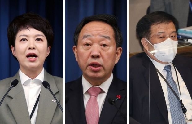 김은혜 홍보수석(왼쪽부터), 강승규 시민사회수석, 이진복 정무수석. 뉴시스·연합뉴스