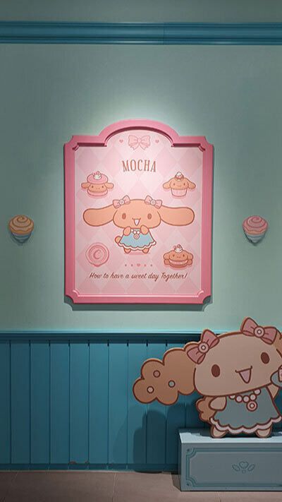 시나모롤 카페 내부에 꾸며진 캐릭터 포토존. 방문객들은 음료가 나오기 전 포토존에서 사진부터 찍는다.