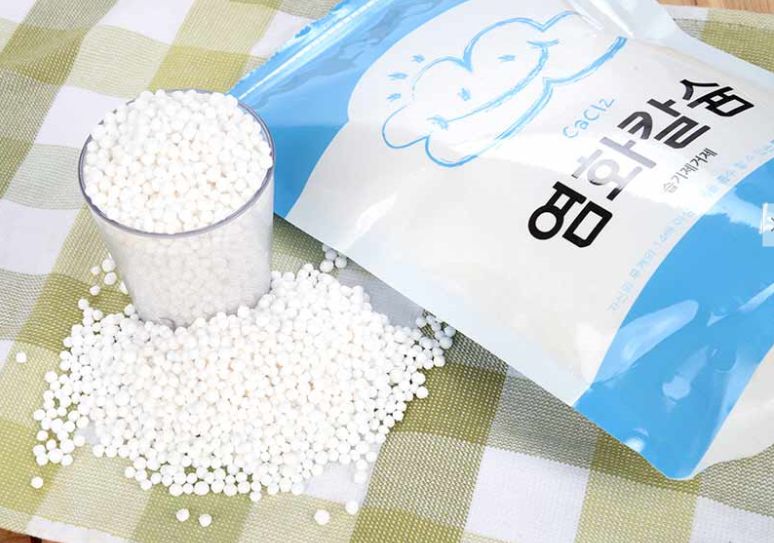 천연 제습제로 인터넷에서 판매 중인 염화칼슘. 출처=롯데아이몰