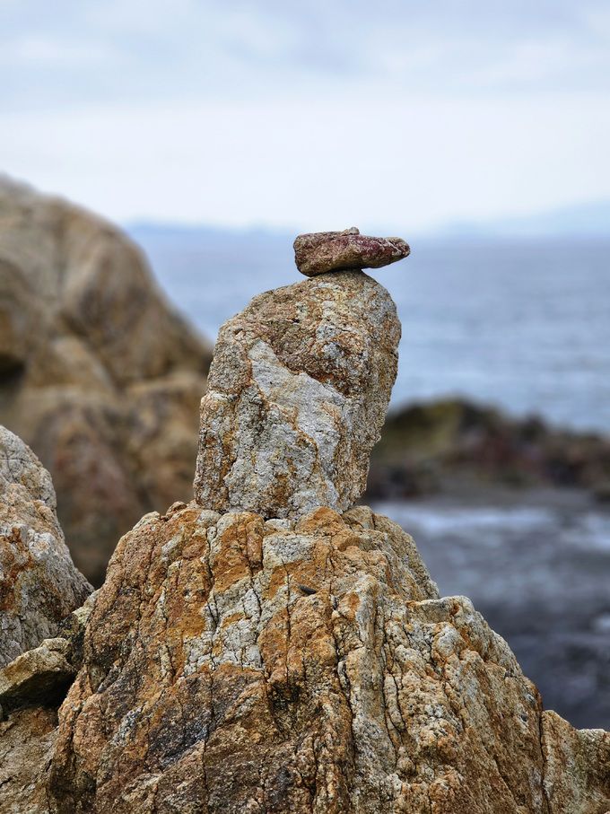 소등섬 새모양 돌쌓기.