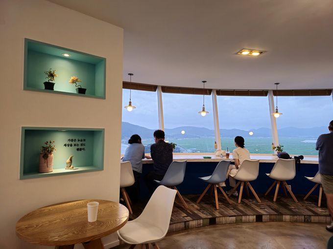 정남진 전망대 카페.