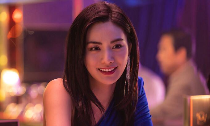 살인사건 후 성형수술을 통해 새 삶을 시작하는 김모미B 역을 맡은 나나