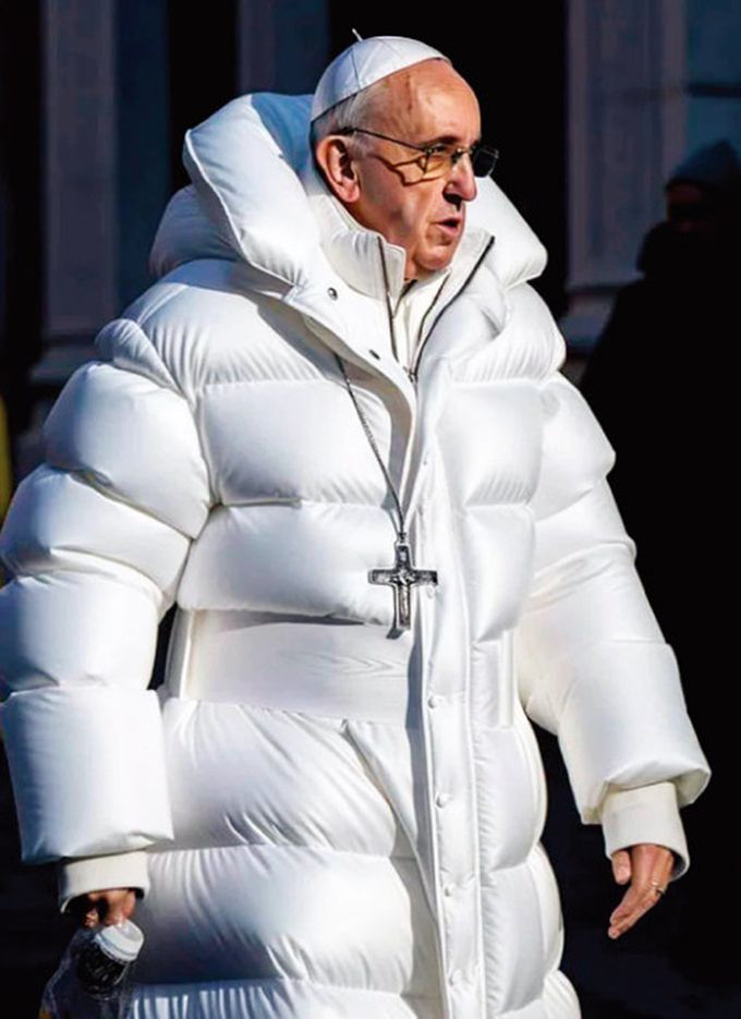 프란치스코 교황이 명품 패딩을 입은 가짜 사진