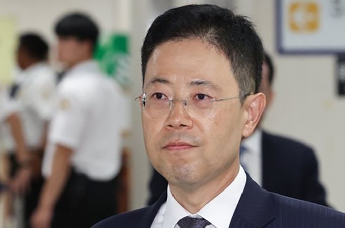 '고발사주 의혹'으로 재판에 넘겨진 손준성 서울고검 송무부장이 지난달 21일 오후 서울 서초구 서울중앙지방법원에서 열린 속행공판에 출석하고 있다. 연합뉴스