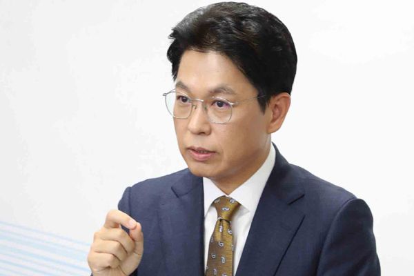 안중곤 대구시 경제국장이 '대구로' 관련 브리핑을 하고 있다. 대구시 제공