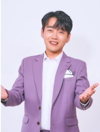 가수 황영웅. 뉴시스 제공