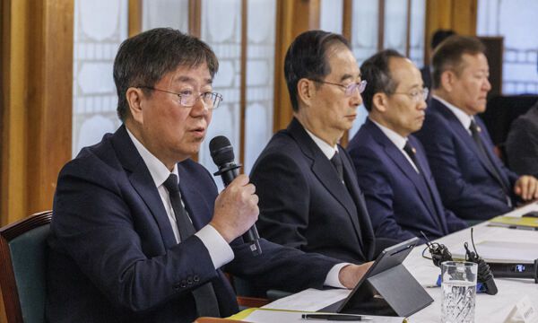 김대기 대통령 비서실장이 29일 오전 서울 종로구 삼청동 총리 공관에서 열린 고위 당·정·대 협의회 참석해 발언하고 있다. 연합뉴스