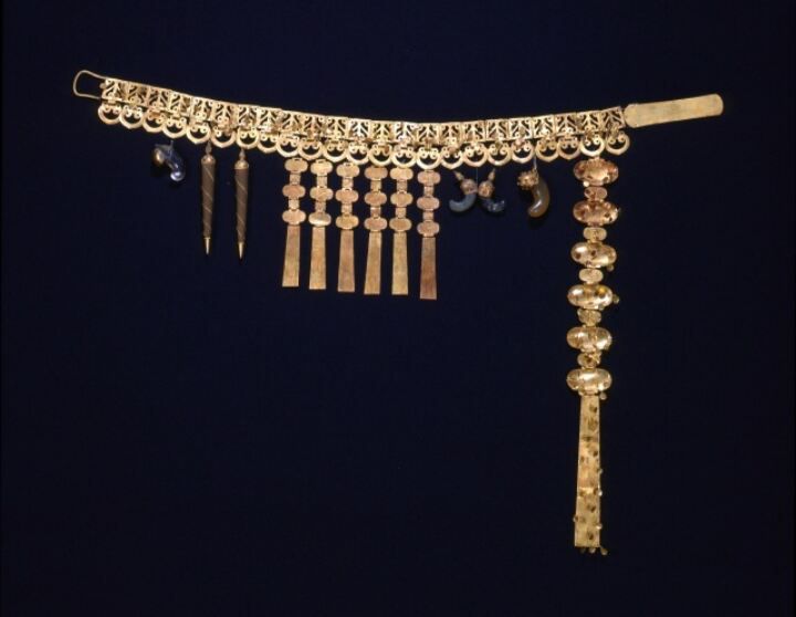 신라시대 고분인 경주 금령총에서 출토된 금제 허리띠. 문화재청 제공