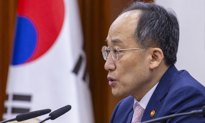 지난 2일 추경호 경제부총리 겸 기획재정부 장관이 서울 종로구 정부서울청사에서 열린 비상 경제장관회의 겸 물가 관계 장관회의에 참석해 물가 안정을 위한 각 부처의 관리를 강화를 핵심으로 한 발언을 하고 있다. 연합뉴스