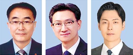 롯데지주 고수찬 사장(왼쪽부터), 롯데지주 고정욱 사장, 롯데지주 신유열 전무