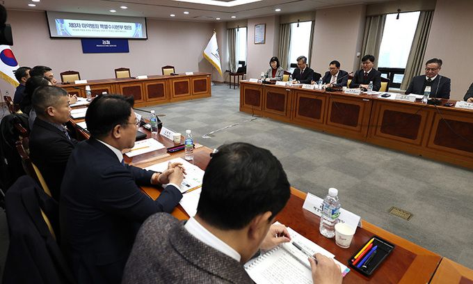 박영빈 대검 마약조직범죄부장이 6일 서울 서초구 대검찰청에서 열린 제3차 마약범죄 특별수사본부 회의에서 모두발언을 하고 있다. 뉴스1