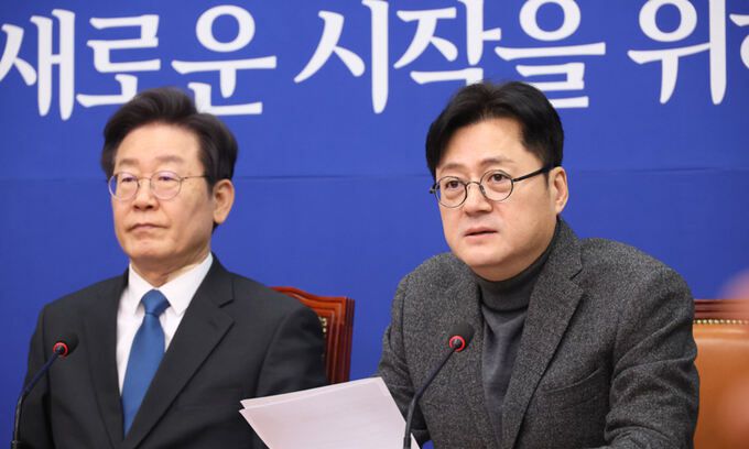 더불어민주당 홍익표 원내대표가 19일 오전 국회에서 열린 최고위원회의에서 발언하고 있다. 연합뉴스