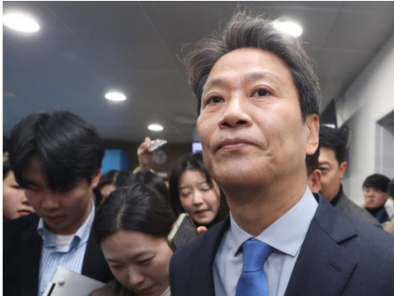 뉴시스