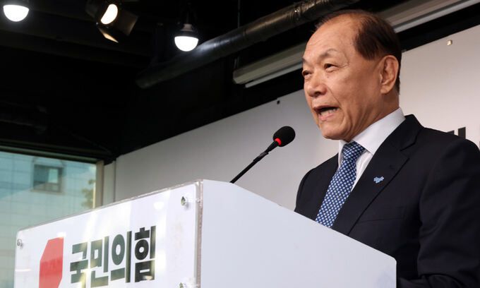 14일 황우여 국민의힘 비상대책위원장이 서울 여의도 국민의힘 중앙당사에서 열린 총선백서 특별위원회 전체회의에서 발언하고 있다. 뉴시스