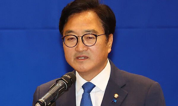 더불어민주당 우원식 의원이 16일 22대 국회 전반기 국회의장 후보 당선 소감을 밝히고 있다. 세계일보