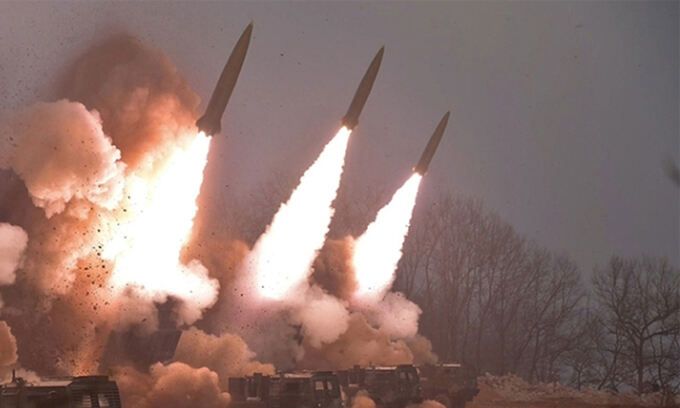 북한의 단거리 탄도미사일(SRBM) 발사 모습. 조선중앙TV캡처