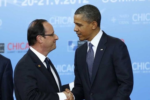 2014년 당시 프랑수아 올랑드 프랑스 대통령(왼쪽)이 버락 오바마 미국 대통령과 만나 악수하고 있다. 2017년 5년 임기를 마치고 대통령에서 물러난 올랑드는 최근 실시된 프랑스 총선에 출마해 하원의원으로 당선됐다. 로이터연합뉴스