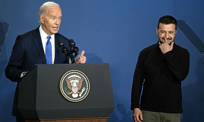 조 바이든 미국 대통령(왼쪽)과 볼로디미르 젤렌스키 우크라이나 대통령. AFP연합뉴스