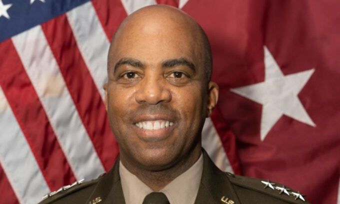 12일(현지시간) 미 태평양 육군 사령관(대장)에 내정된 로널드 클라크 중장. 현재 로이드 오스틴 미 국방부 장관의 선임군사보좌관을 맡고 있다. 미 육군 홈페이지