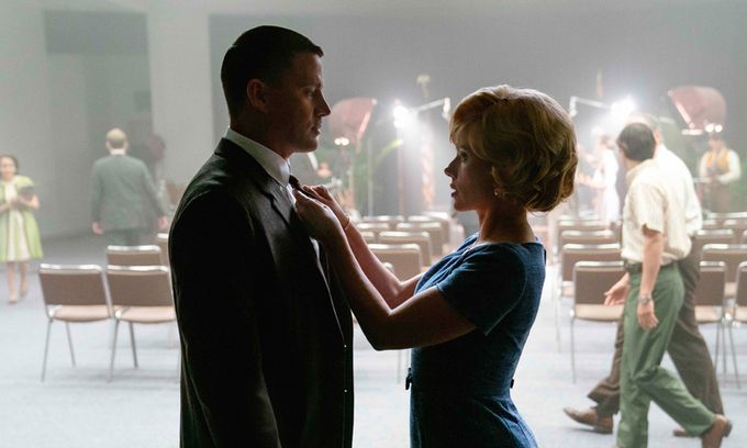 플라이 미 투 더 문