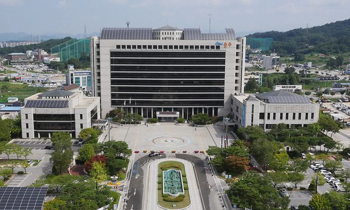 충주시청 전경. 충주시 제공