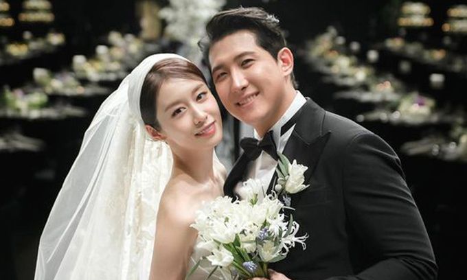 지연과 황재균은 지난 2022년 2월 열애 6개월 만에 결혼을 발표, 그해 12월 결혼식을 올렸다. 부부는 SNS를 통해 알콩달콩한 결혼 생활을 공개해왔다. 인스타그램 갈무리