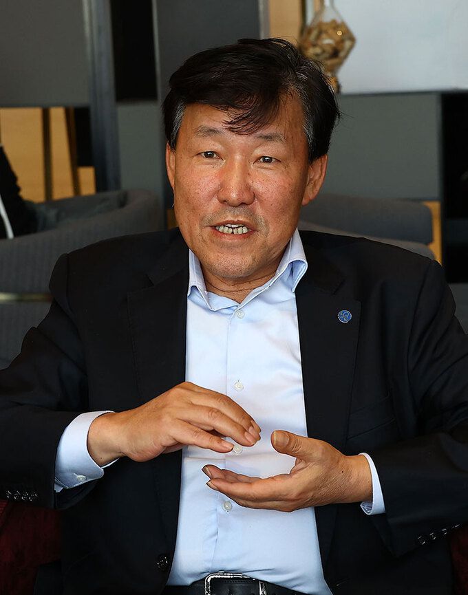 이철수 한국폴리텍대학 이사장이 11일 서울 용산구 한 카페에서 세계일보와 인터뷰하며 신중년특화과정의 특장점을 설명하고 있다. 남제현 선임기자