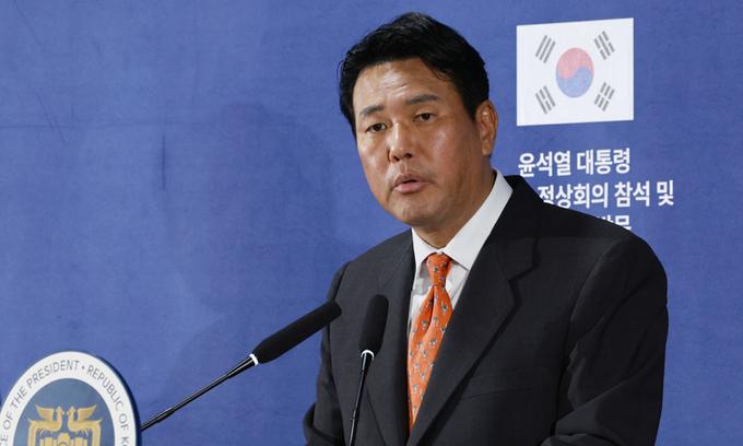 김태효 국가안보실 1차장이 지난 15일(현지시간) 페루 리마 한국 프레스센터에서 윤석열 대통령의 아시아태평양경제협력체(APEC) 정상회의 관련 브리핑을 하고 있다. 연합뉴스