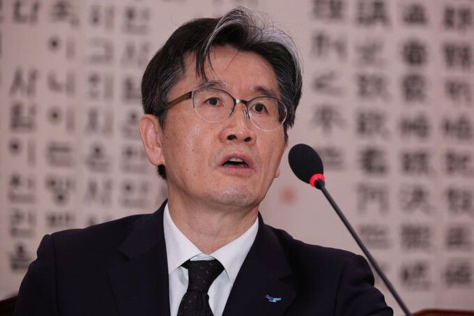 오동운 고위공직자범죄수사처장이 7일 오후 국회 법제사법위원회 전체회의에서 윤석열 대통령에 대한 체포영장 집행과 관련한 질의에 답하고 있다. 연합뉴스