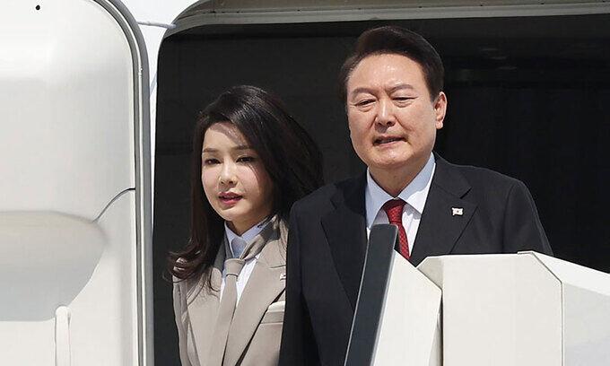 윤석열 대통령(오른쪽)과 김건희 여사. 연합뉴스