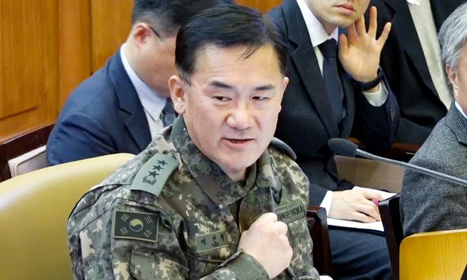 여인형 전 국군방첩사령관이 지난 4일 서울 종로구 헌법재판소에서 열린 윤석열 대통령 탄핵심판 5차 변론기일에 증인으로 출석해 발언하고 있다. 헌법재판소 제공