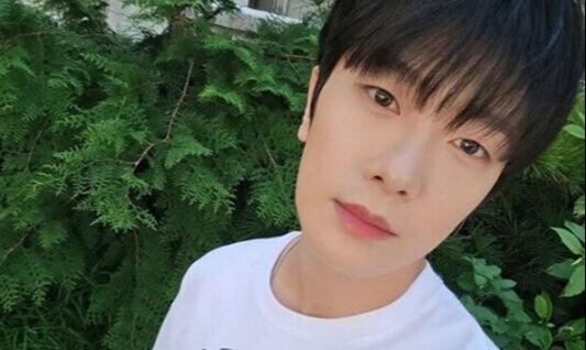 FT아일랜드 최민환이 논란을 딛고 해외 밴드 그룹 일정에 합류한다. 최민환 인스타그램 캡처