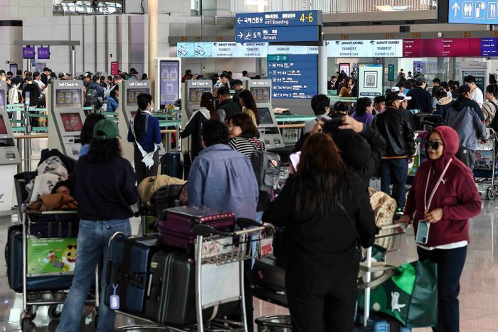 여행객으로 북적이는 인천국제공항 제1여객터미널 출국장. 뉴시스 자료사진