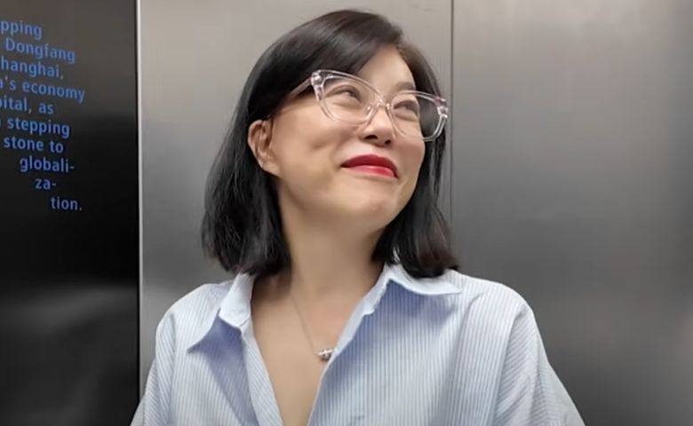 최화정이 9년째 진행 중인 홈쇼핑 방송에 대한 남다른 열정을 드러냈다. 유튜브 채널 ‘안녕하세요 최화정이에요’ 캡처