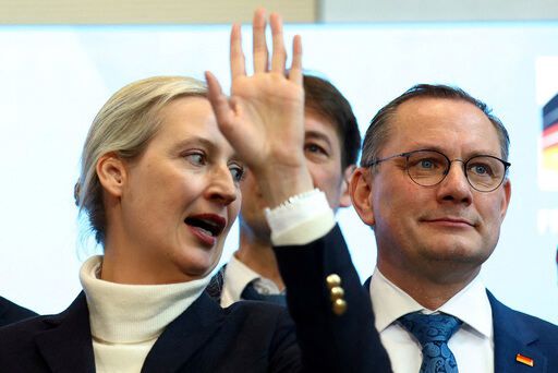 독일의 극우 성향 정당인 독일대안당(AfD)의 공동 대표를 맡고 있는 알리스 바이델(왼쪽)과 티노 크루팔라. 로이터연합뉴스