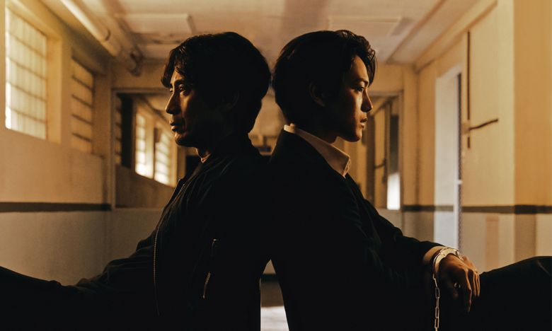 JTBC 괴물(왼쪽부터), 일본판 괴물