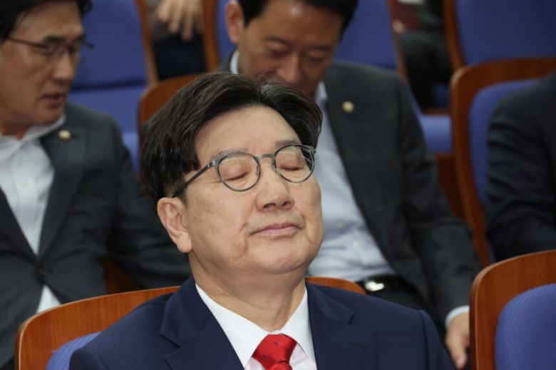 권선동 원내대표. 연합뉴스