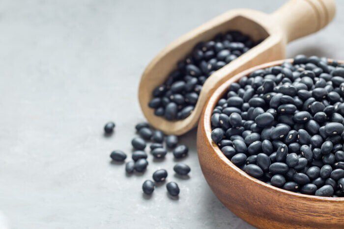 검은콩은 많은 건강상 이점을 자랑한다. 게티이미지뱅크